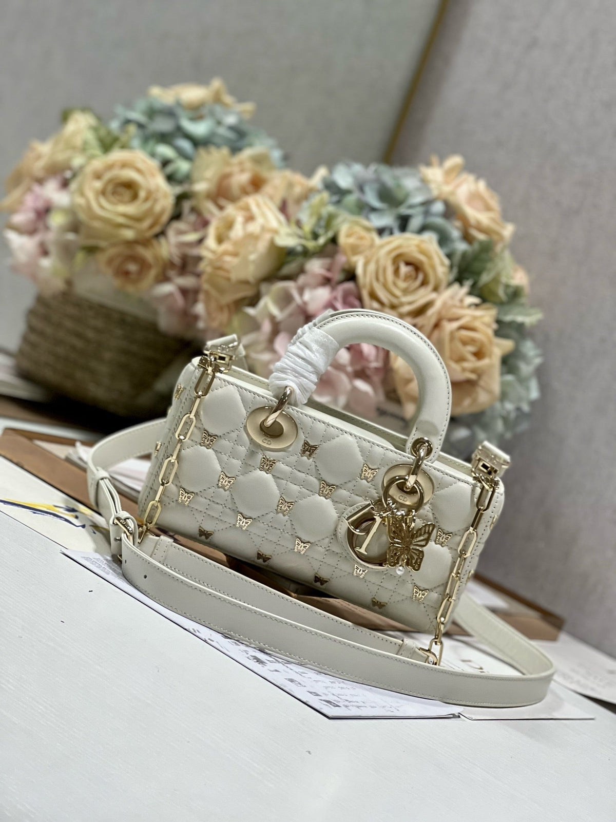 DIOR SMALL LADY D-JOY 22 BUTTERFLY STUD WHITE LAMBSKIN