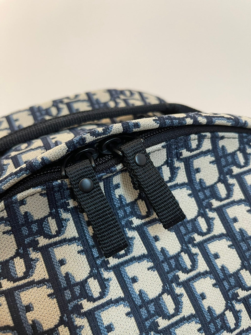 DIOR TRAVEL BACKPACK 41 IN OBLIQUE JACQUARD
