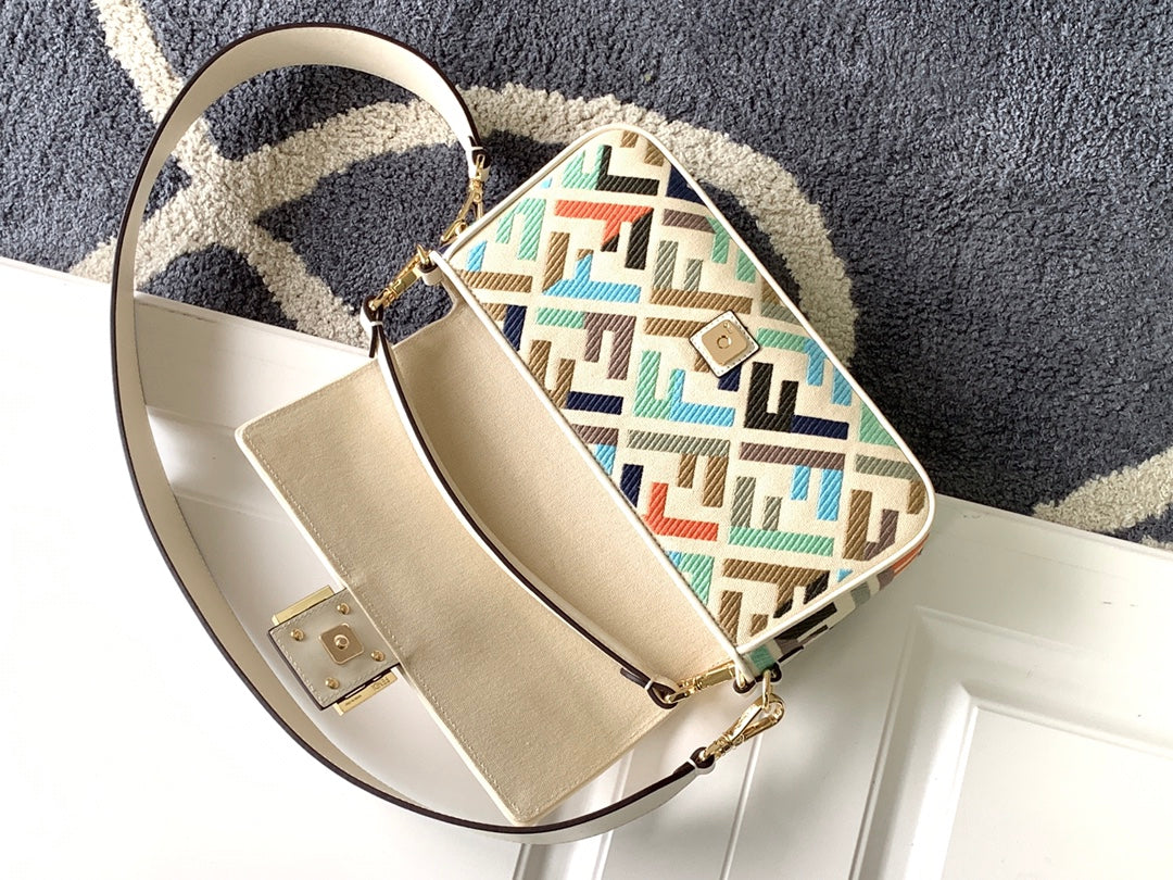 Fend Baguette White and Multicolour Canvas Bag 27 with FF Embroidery Ghw