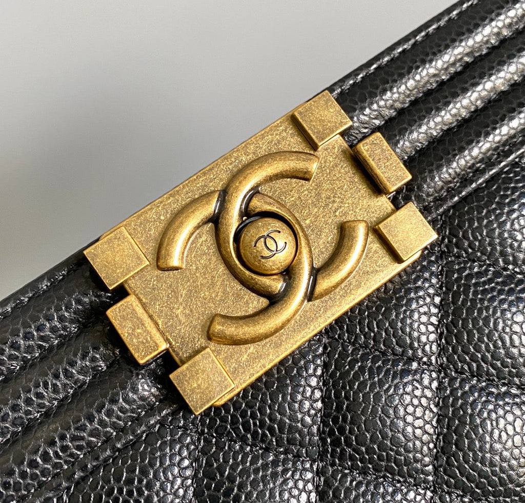 CHANEL SMALL BOY BAG 20 IN BLACK LAMBSKIN GOLD HARDWARE