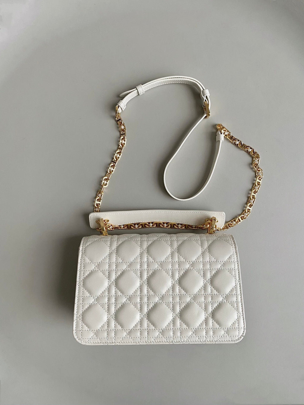 DIOR MINI JOLIE 22 BAG WHITE CALFSKIN