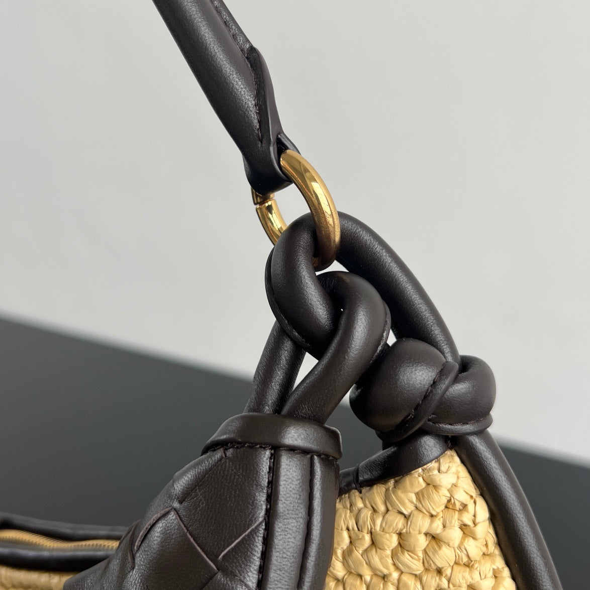 GEMELLI SHOULDER BAG 36 IN BEIGE RAFFIA AND FONDANT LAMBSKIN