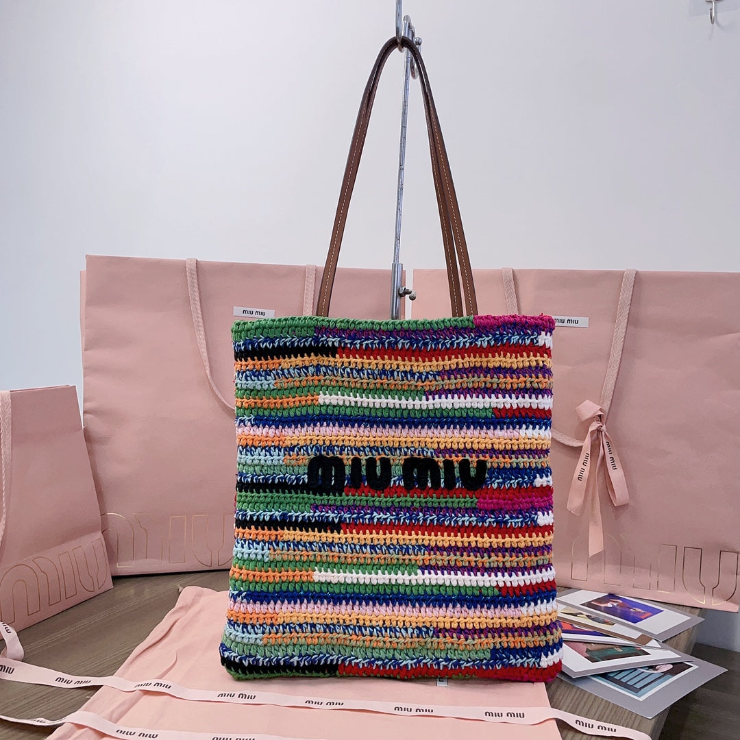 CROCHET TOTE BAG 38 IN MULTICOLORED WOVEN RAFFIA