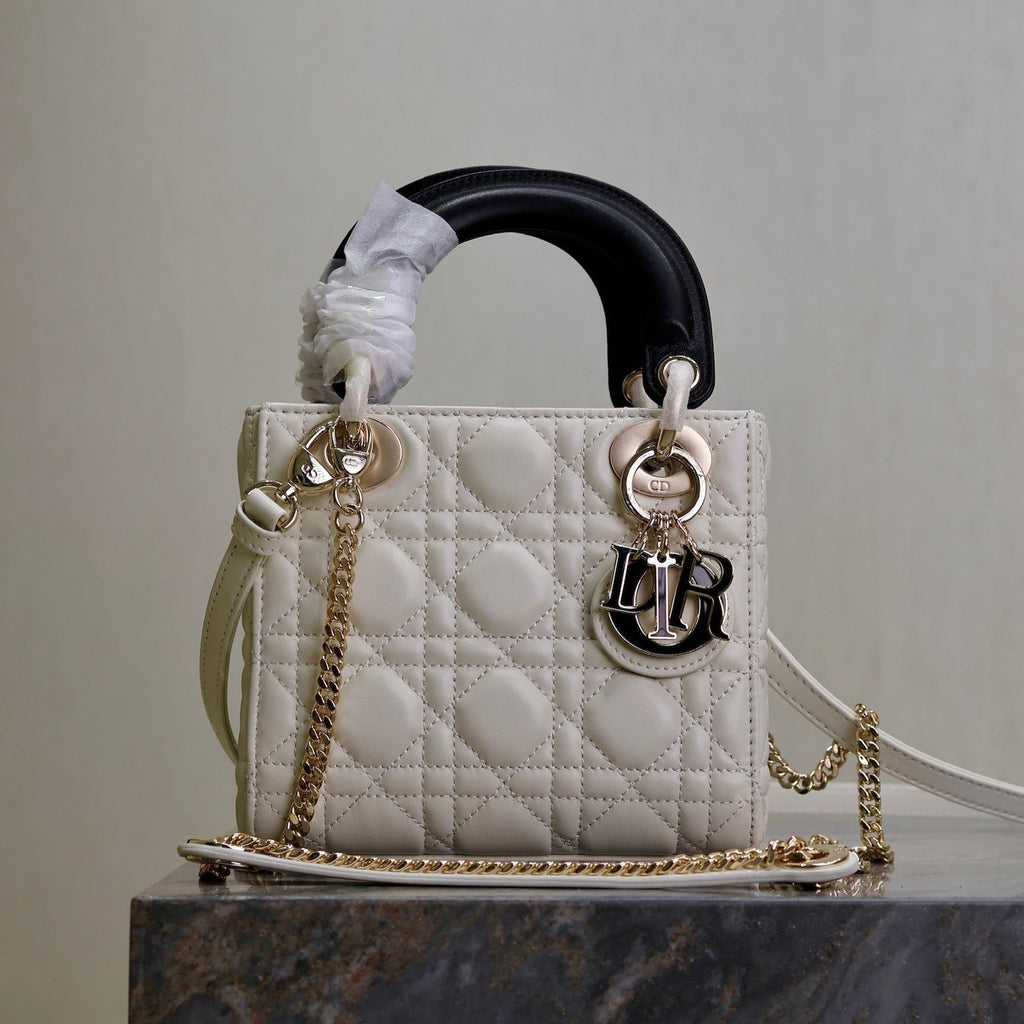 DIOR MINI LADY BAG 17 IN WHITE QUILTED MACROCANNAGE CALFSKIN BLACK STRAP