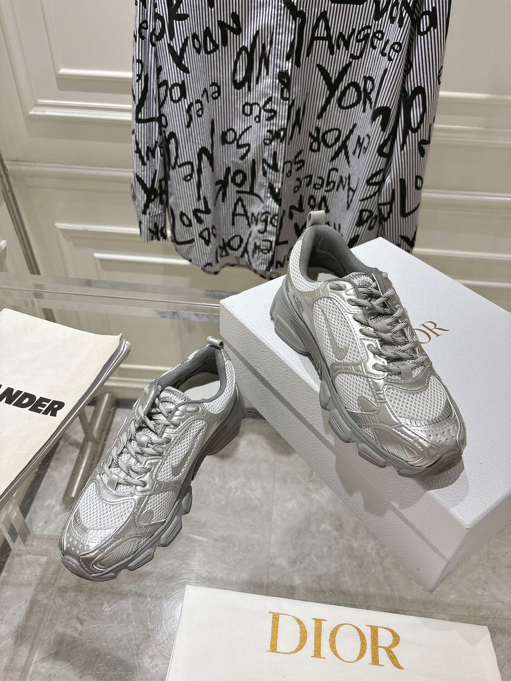 DIOR 25S CHRONO SNEAKER 45MM IN MESH WITH SILVER CALFSKIN