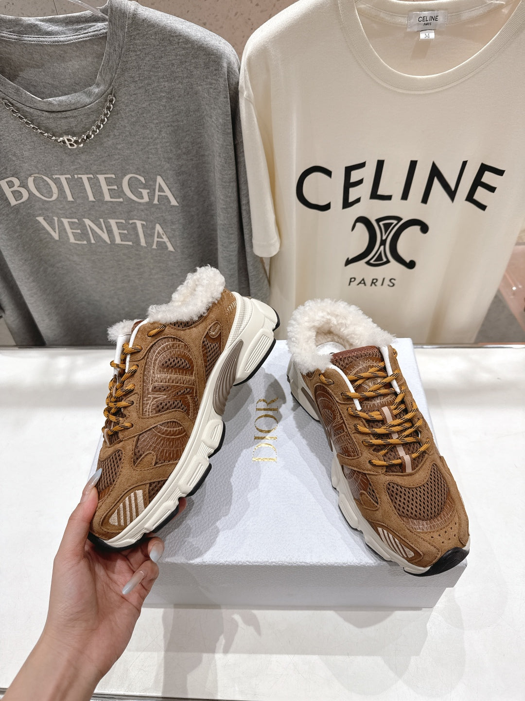 DIOR CHRONO SNEAKER 25S IN BROWN SUEDE AND MESH FABRIC