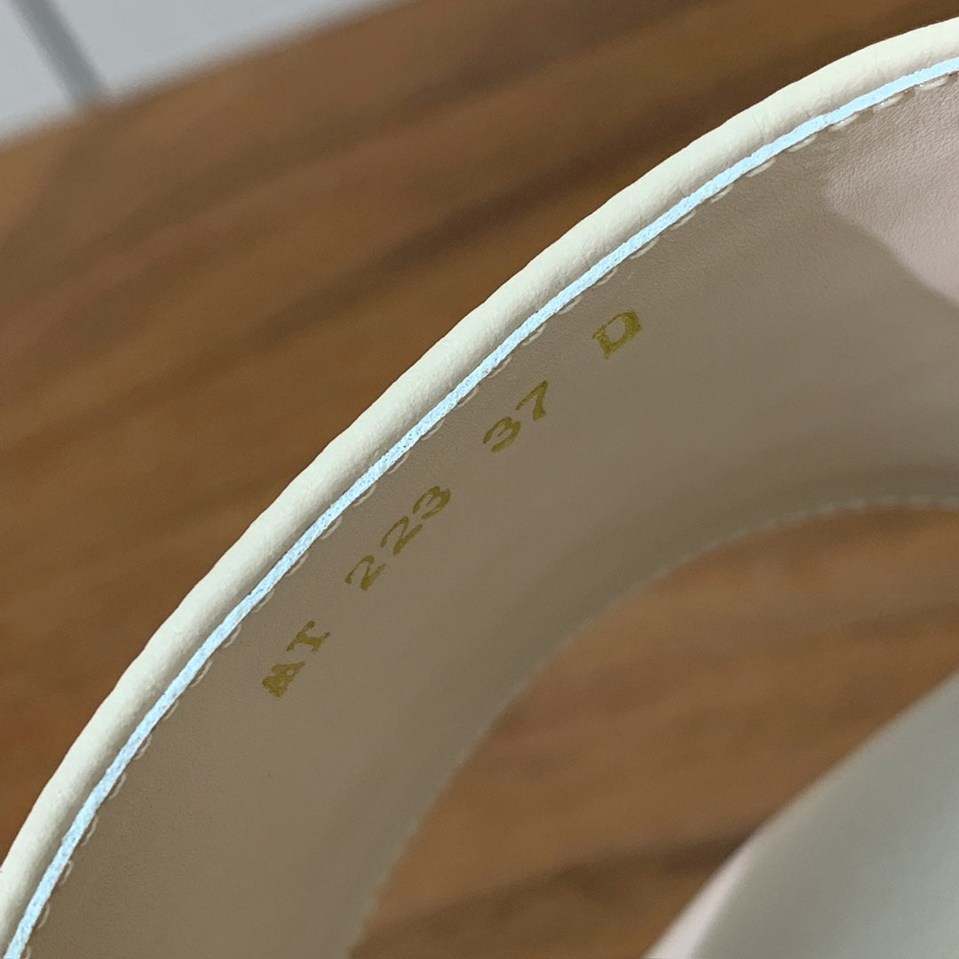 DIOR 25S DWAY SLIDE IN CREAM WHITE CALFSKIN