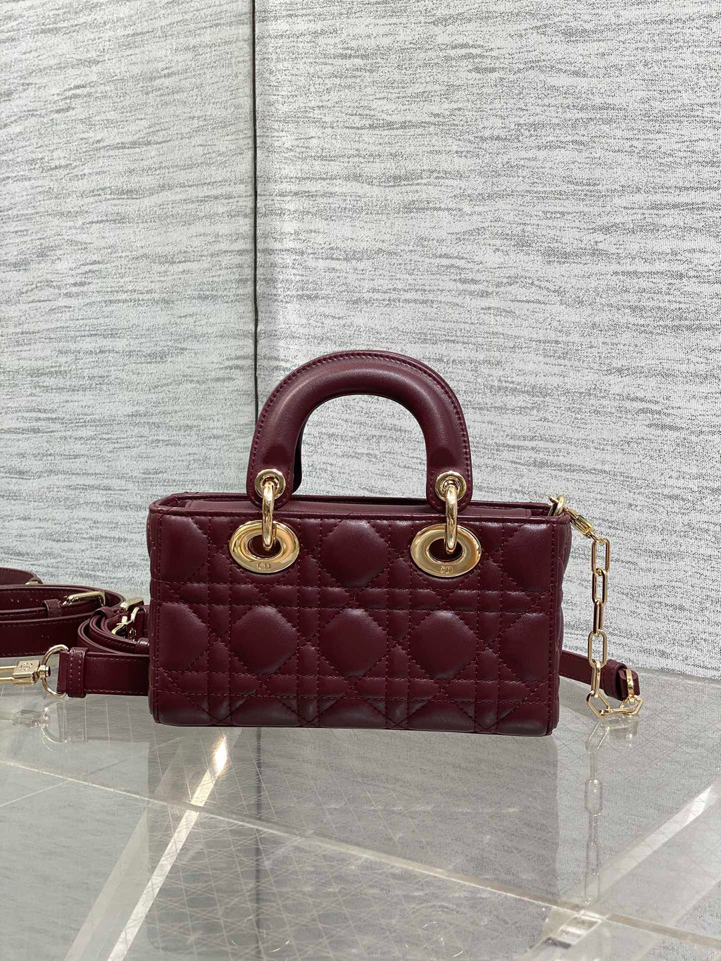DIOR 25S SMALL LADY D‑JOY BAG 19 IN BURGUNDY CANNAGE CALFSKIN GOLD HARDWRE