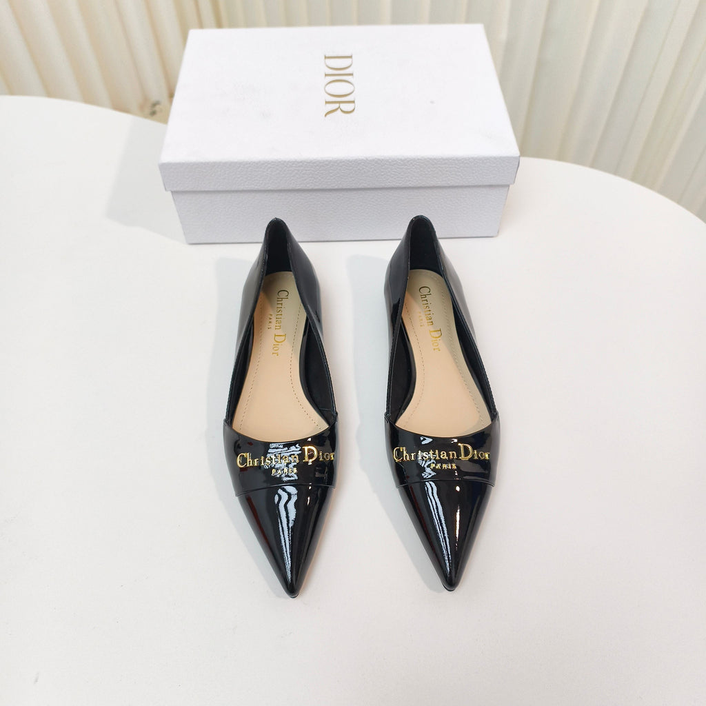 DIOR POINTED BALLET FLATS 25S IN BLACK GLOSSY LEATHER WITH GOLD HARDWARE