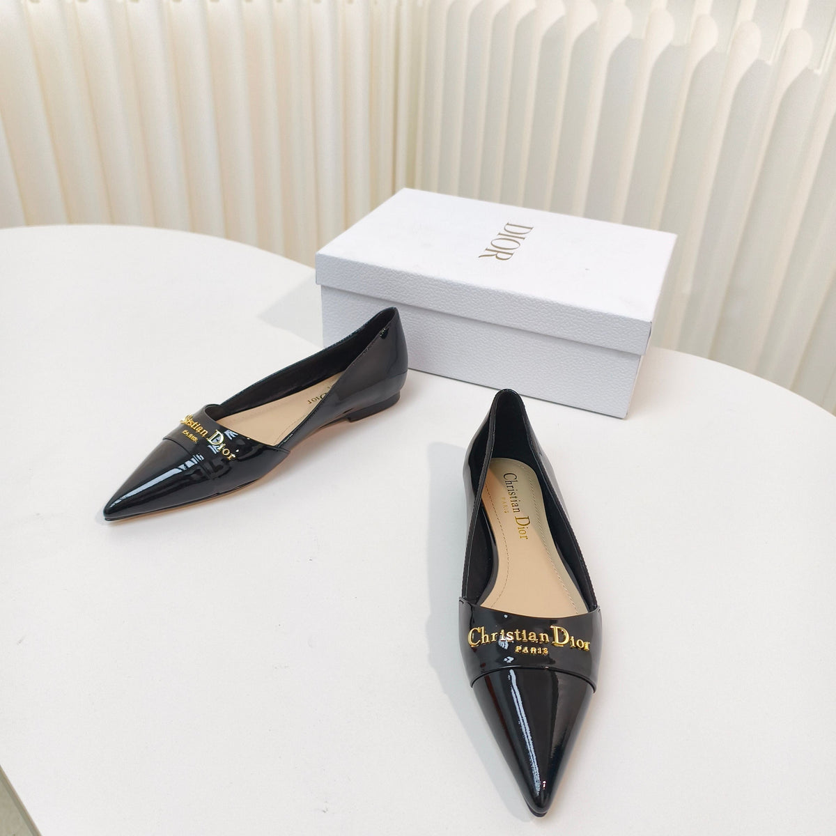DIOR POINTED BALLET FLATS 25S IN BLACK GLOSSY LEATHER WITH GOLD HARDWARE