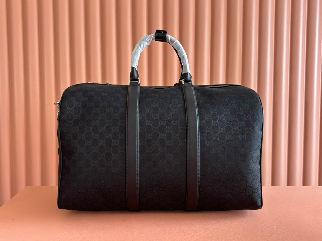 GUCCI 26S DUFFEL BAG 52 IN BLACK CANVAS