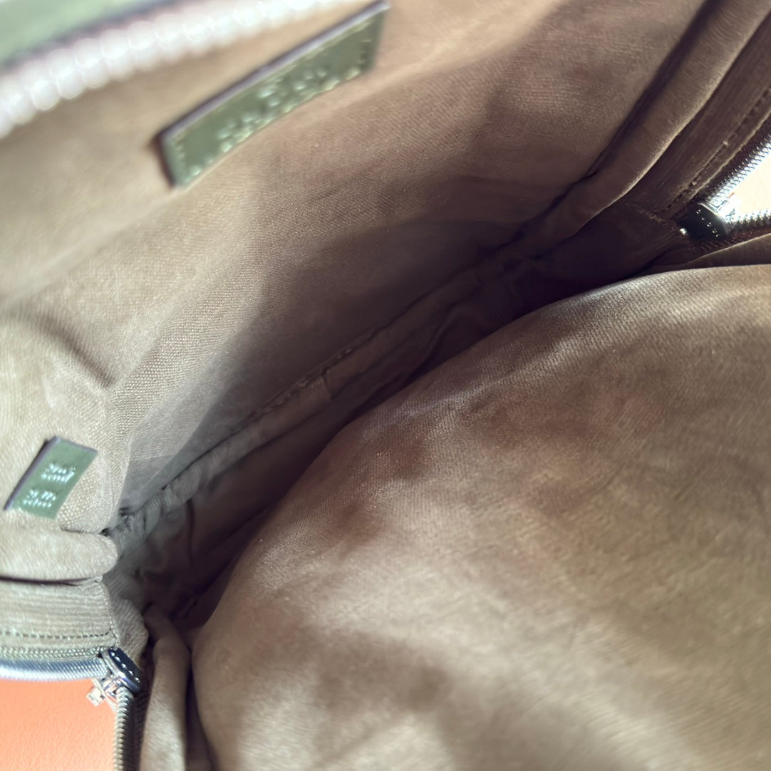 GUCCI 25S SHOULDER CROSSBODY BAG 18 CM IN MOSS GREEN CALFSKIN