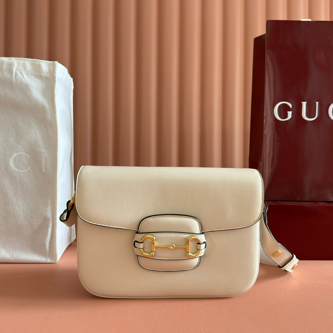 GUCCI 25S HORSEBIT 1955 MINI BAG 26 CM IN LIGHT BEIGE CALFSKIN WITH GOLD HARDWARE