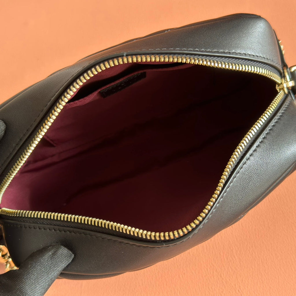 GUCCI 25S MARMONT BAG 24 IN BLACK CALFSKIN WITH GOLD HARDWARE