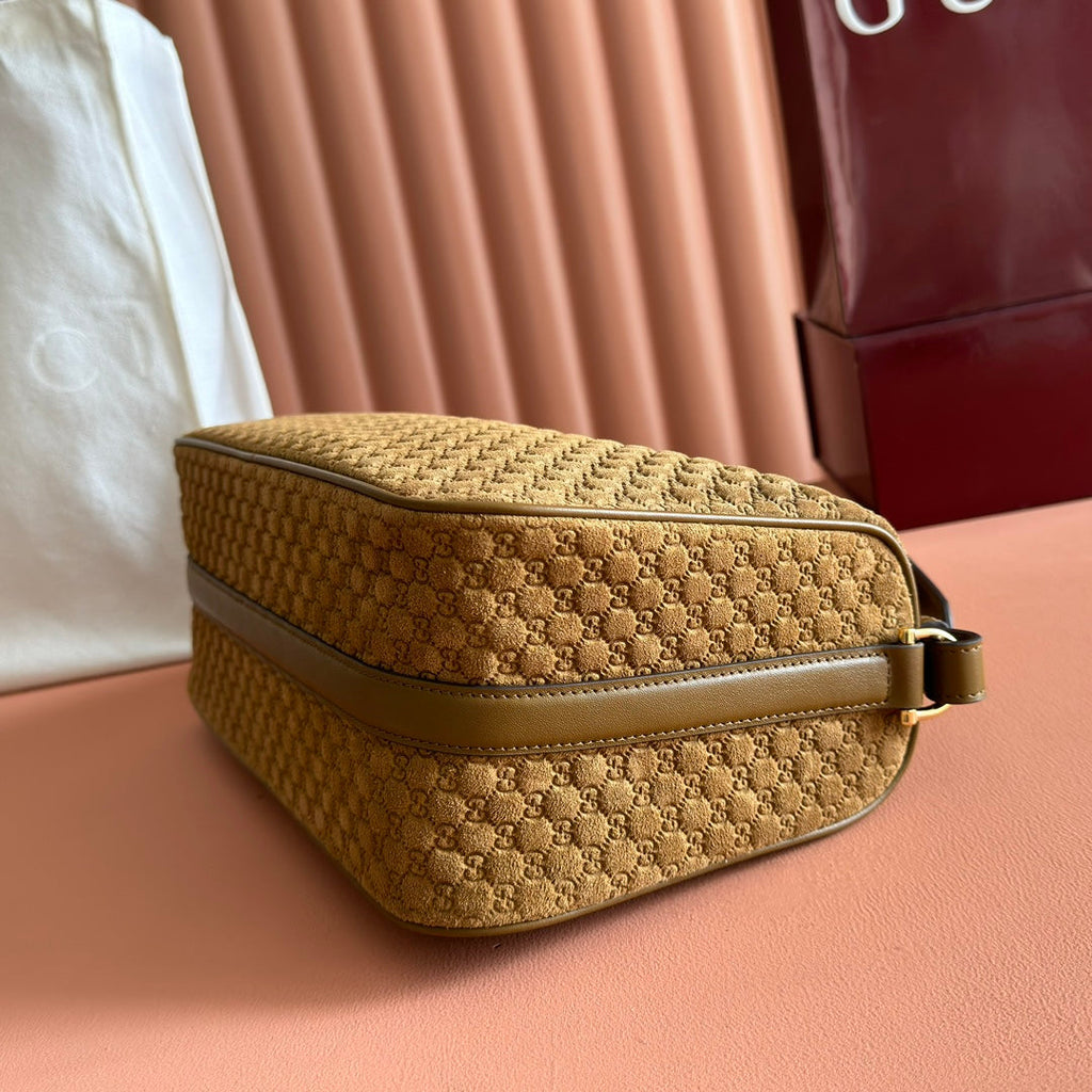 GUCCI 26S SHOULDER BAG 31 IN BROWN EMBOSSED SUEDE