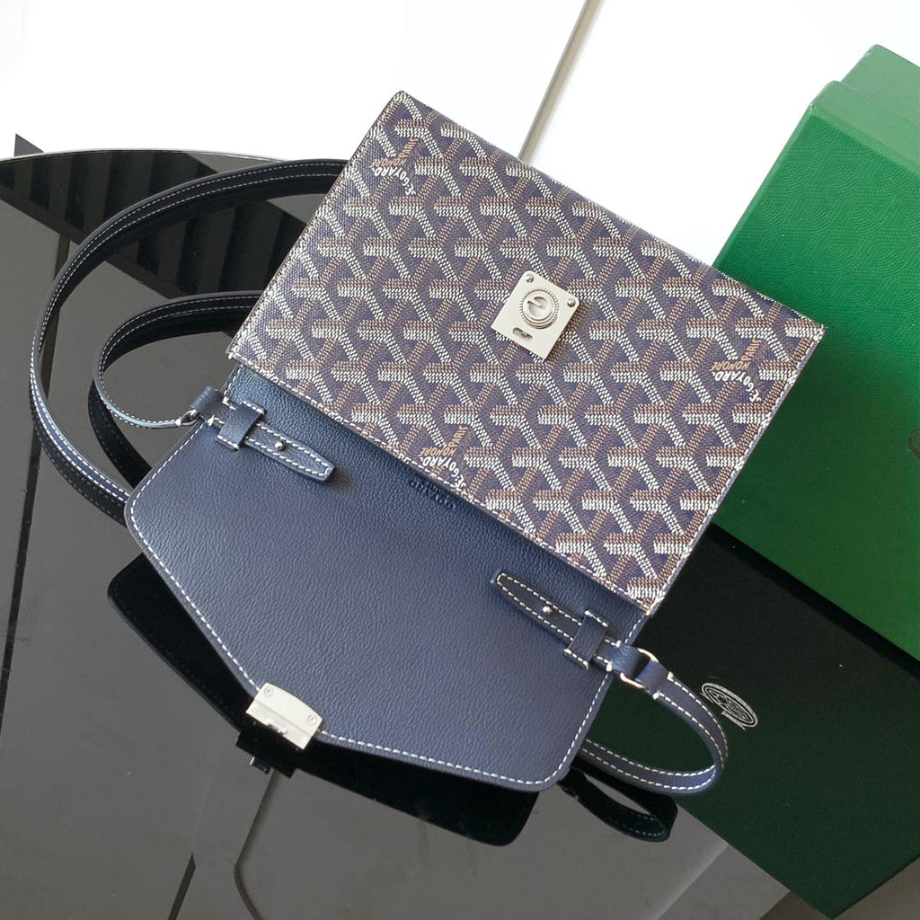 CHYPRE WALLET-POUCH 21 IN NAVY BLUE GOYARDINE CANVAS AND CALFSKIN