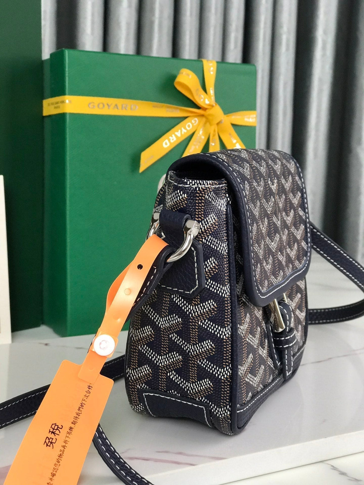 GRAND BLEU 16 IN NAVY BLUE GOYARDINE CANVAS AND LAMBSKIN