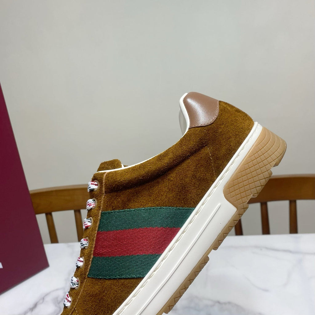 GUCCI 26S SNEAKER IN BROWN SUEDE