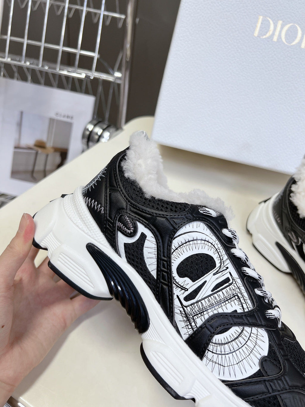 DIOR CHRONO SNEAKER 25S IN BLACK LAMBSKIN AND MESH FABRIC