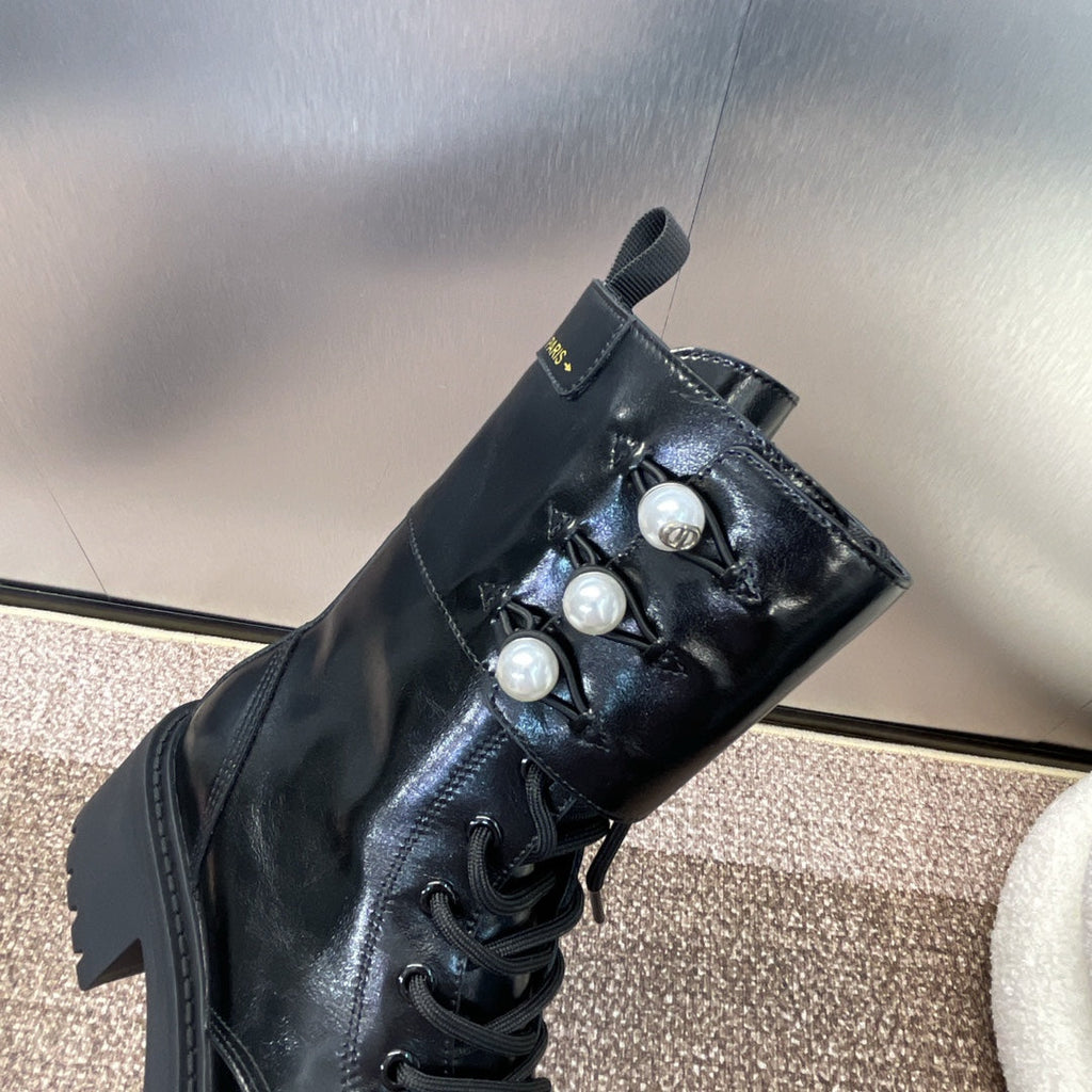 DIOR 25S D-STRIKE LACE-UP PUNK BOOTS 30MM IN BLACK CALFSKIN
