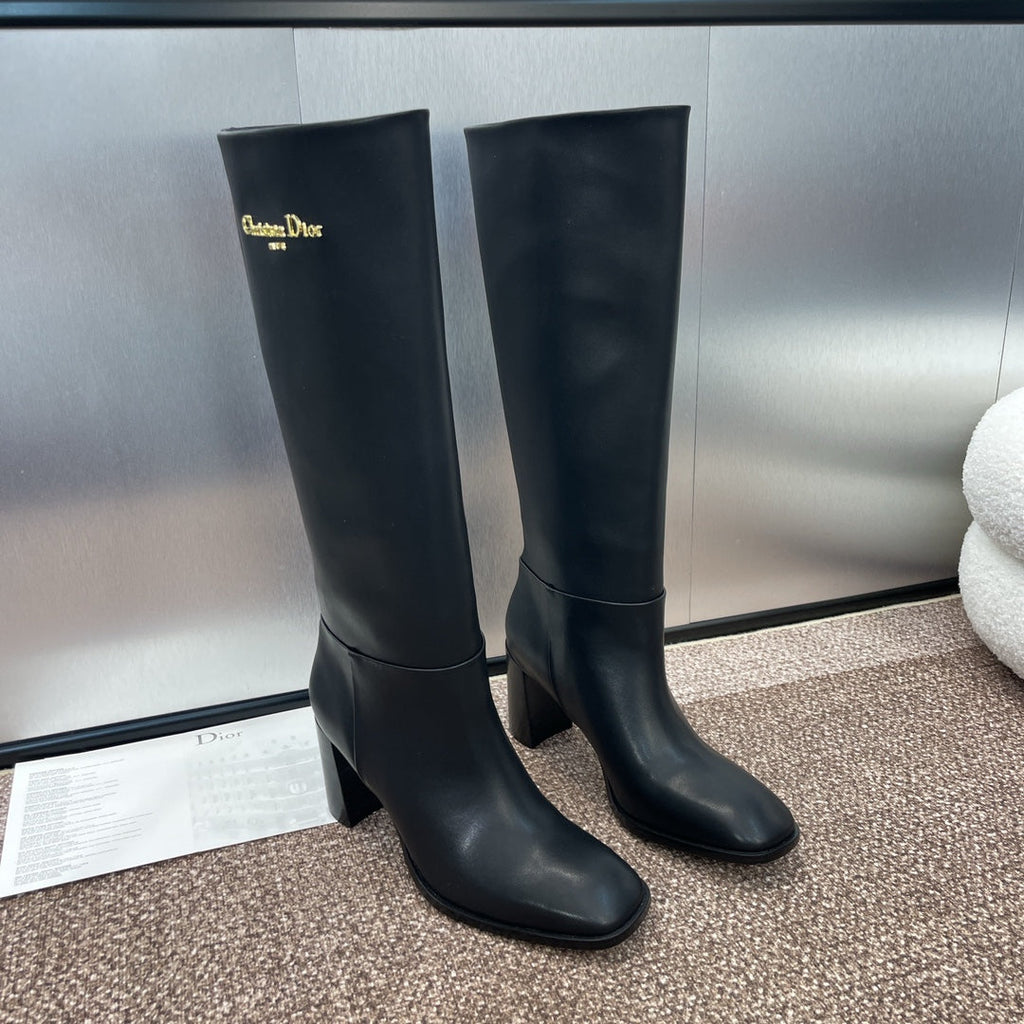 DIOR 25S D-TOWN HEELED BOOT 80MM IN BLACK SUPPLE CALFSKIN