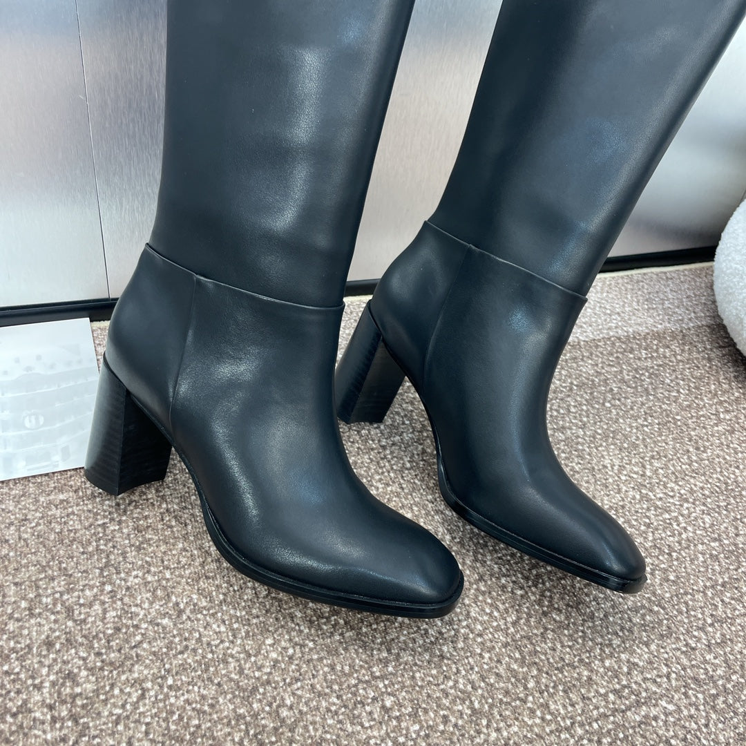 DIOR 25S D-TOWN HEELED BOOT 80MM IN BLACK SUPPLE CALFSKIN