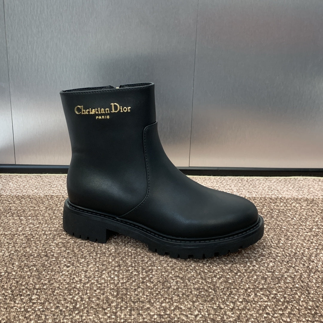 DIOR 25S D-TOWN ANKLE BOOT 25MM IN BLACK BRUSHED CALFSKIN