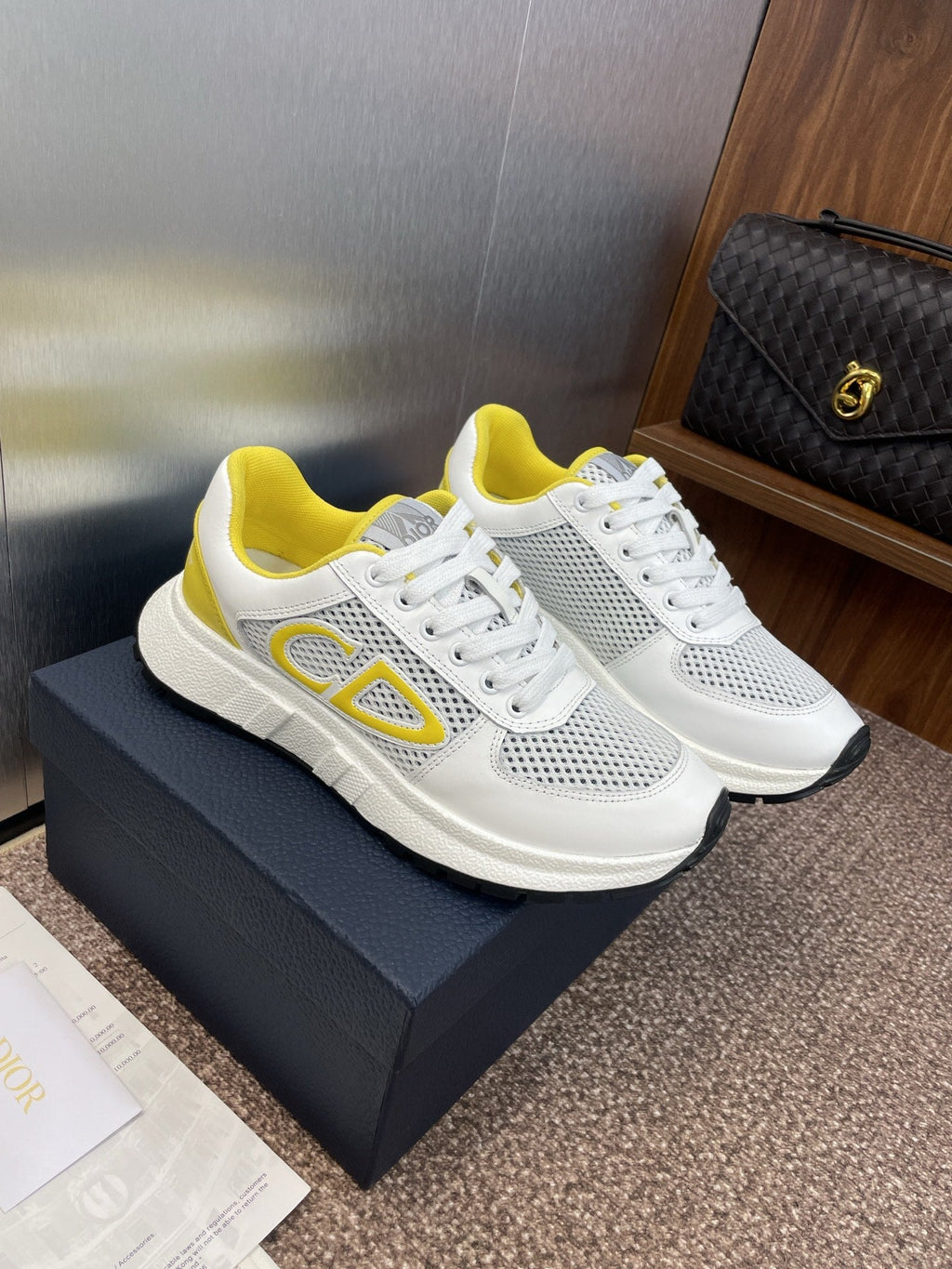 DIOR 25S D-RUN'N COUPLE SNEAKERS IN WHITE YELLOW CALFSKIN AND MESH