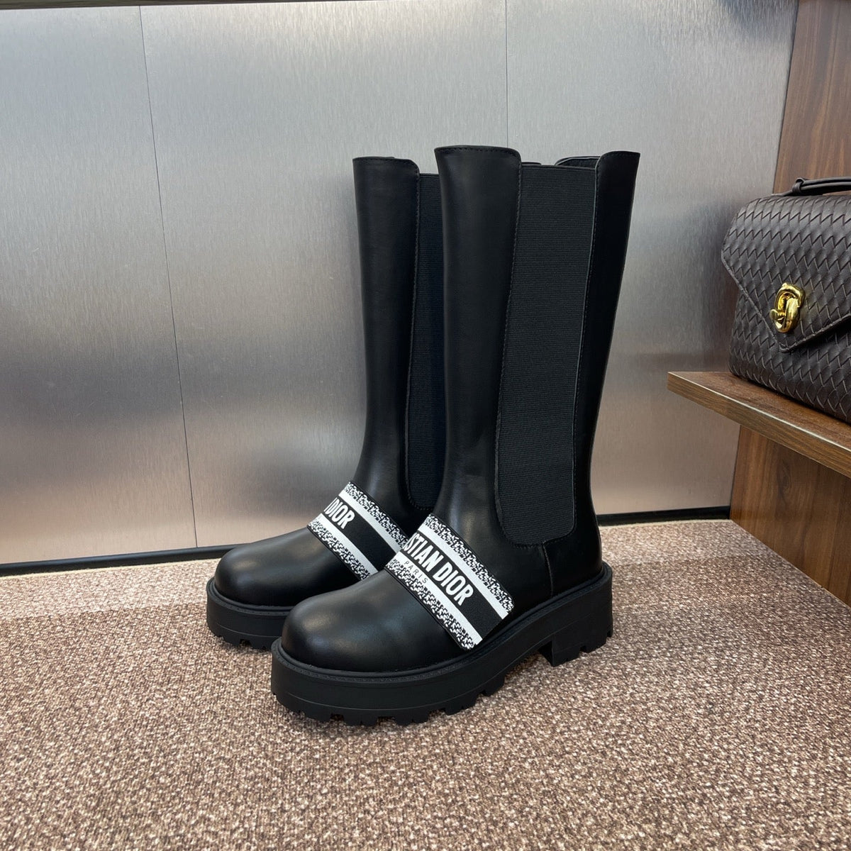 DIOR 25S D-QUEST TALL CHELSEA BOOTS 45MM IN BLACK CALFSKIN